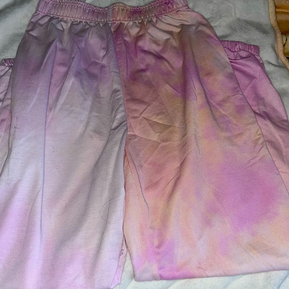 tie-dye pants